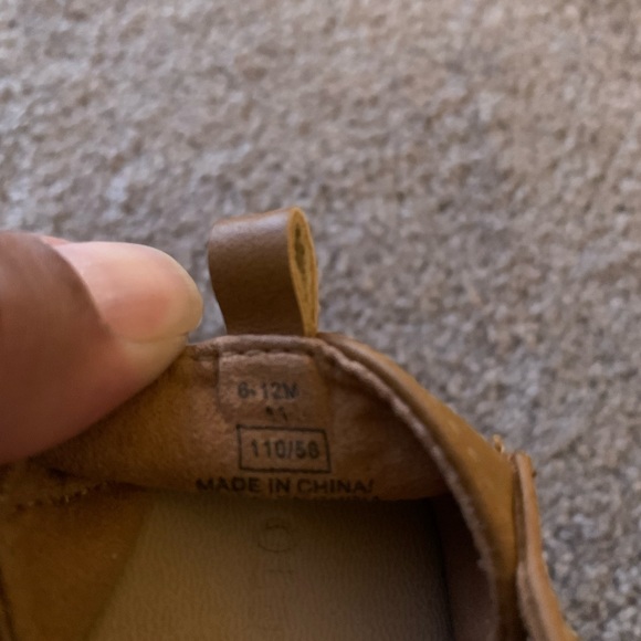 Sandals - Picture 3 of 5